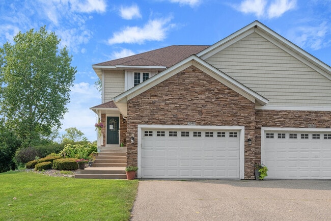 Building Photo - 5548 Malibu Dr