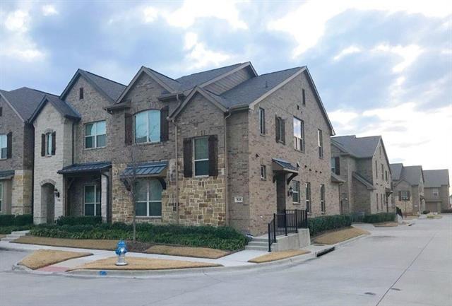 Photo - 824 Rohan Dr