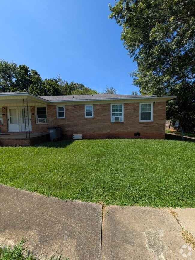 Building Photo - 1BD/1BA Unit B Rental