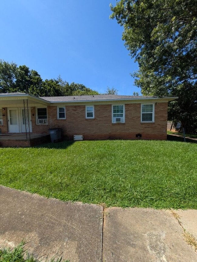 1BD/1BA Unit in Lincolnton - 1BD/1BA Condo Unit in Lincolnton Unit B