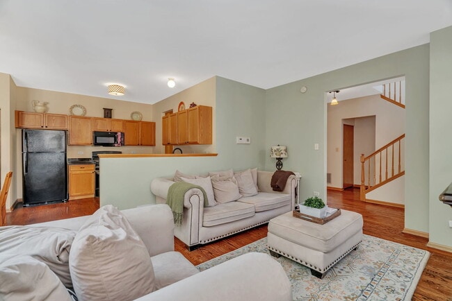 Photo - 18568 W Point Dr Townhome