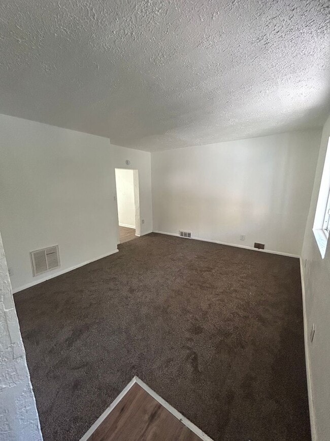 Photo - Welcome Home to This Well-Maintained Turtle Creek Gem