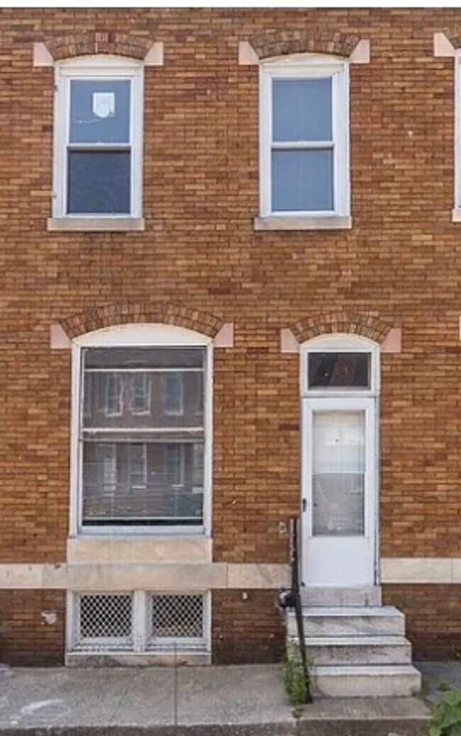 Welcome to the 3 Bed/2Bath Rowhome in Balt... - Welcome to the 3 Bed/2Bath Rowhome in Balt...