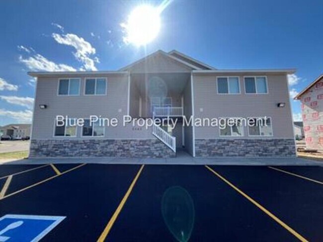Building Photo - 3565 E Gample Ave Unit 3 Rental