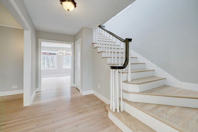Photo - 3605 Plumb St