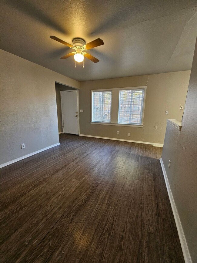 Photo - (3) Bed/(1) Bath in Core Norman Avail NOW! Pet Negotiable!