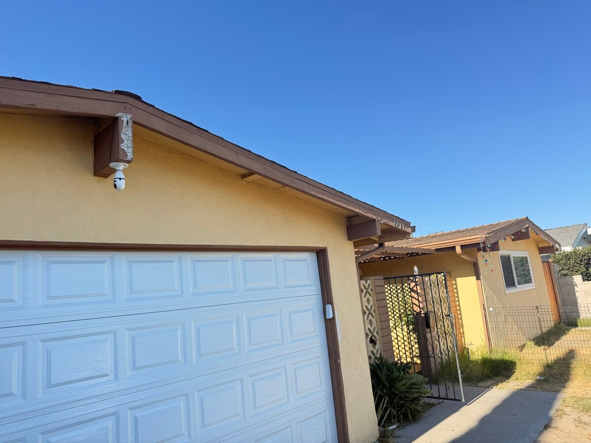 Photo - 77 N Michigan Ave Unit 3