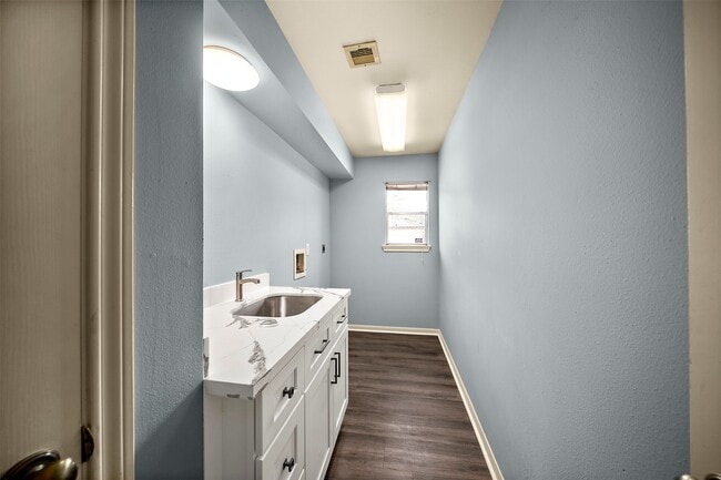 Building Photo - 14107 Woodnook Dr