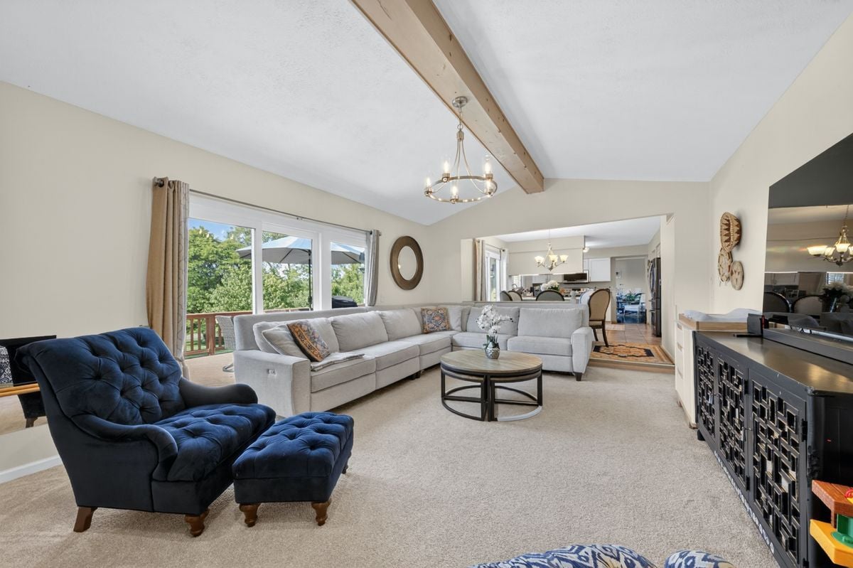 Photo - 30118 Kingsway Dr