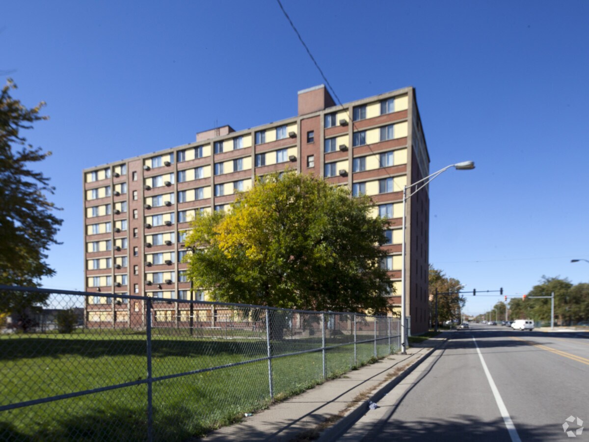 Photo - Lakeview Apartments