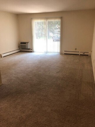 Photo - Monona Village Apartments