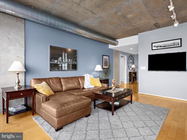 Photo - 1200 Steuart St Unit 415