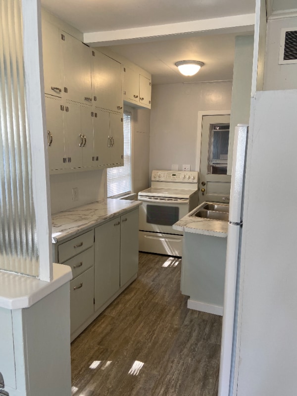 Photo - 1411 Portland Ave Unit B