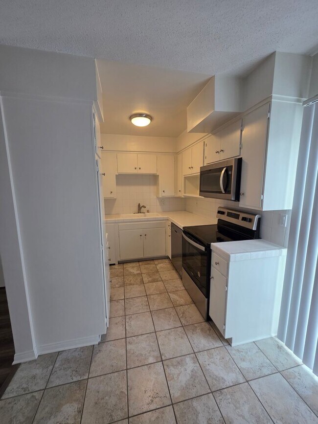 Photo - 3505 Emerald St