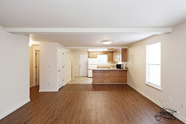 Photo - Woolen Mills Duplex Convenient to Pantops & Downtown