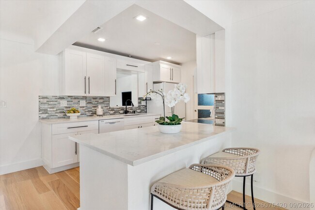 Photo - 4461 NE 19th Ave