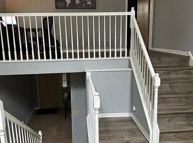 Loft - 852 Millcreek Cir