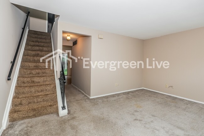 Photo - 8053 Mt Aetna St