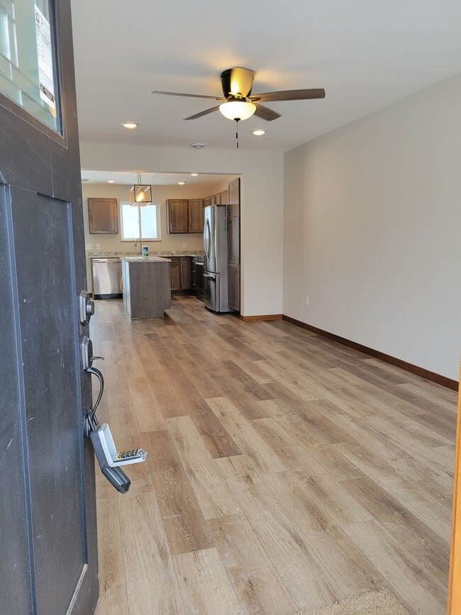 Photo - Middle Unit Townhouse