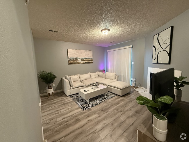Building Photo - 1026 Mazatlan Cir Rental