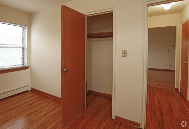 Photo - Sibley Manor Apartments