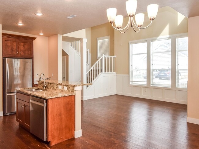 Photo - 1249 W 2475 S