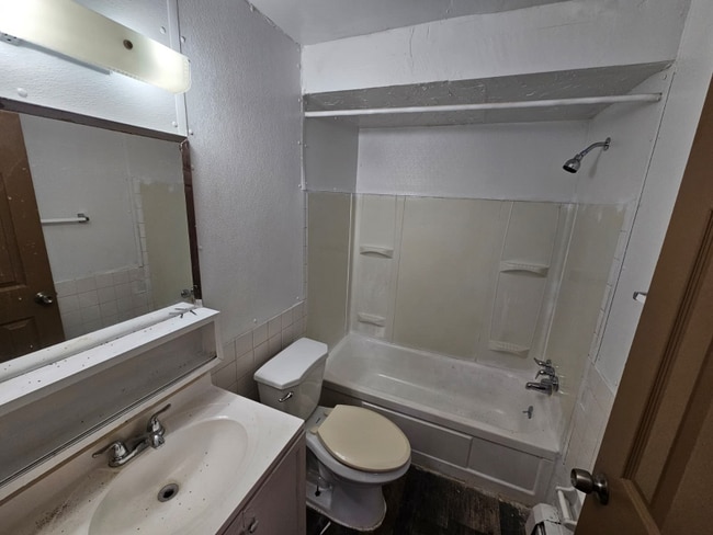 Photo - 1885 Taylor Rd Unit 101