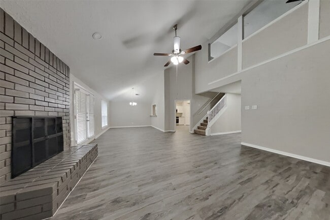 Photo - 6818 White Tail Dr