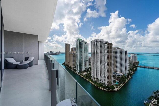 Building Photo - 300 Biscayne Blvd Way Unit 2706 Rental