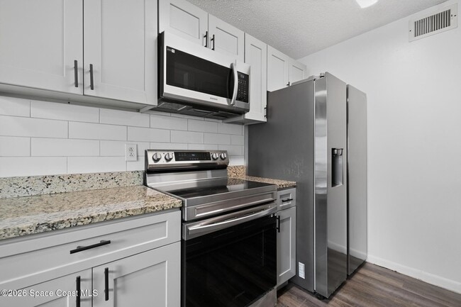 Photo - 451 Mercury Ave SE Unit 201
