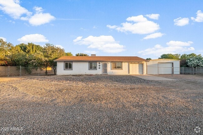Building Photo - 17707 E Karsten Dr Rental