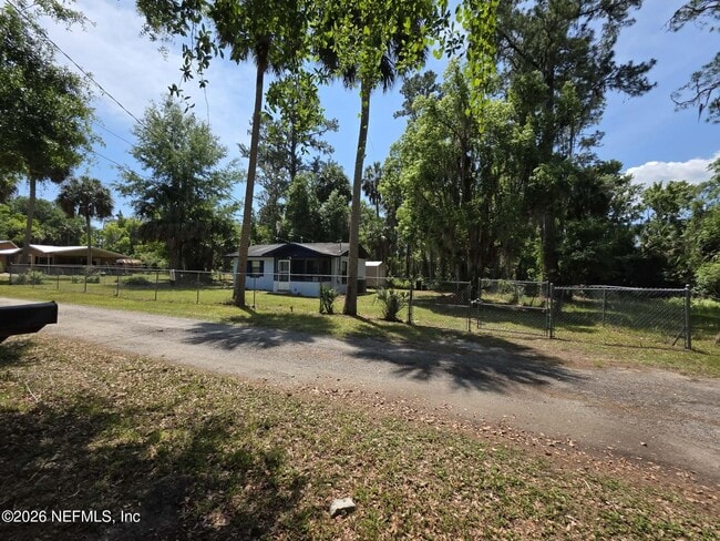 Photo - 601 MCCLURE St