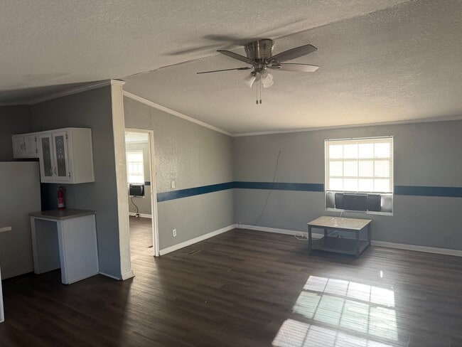 Photo - 3 Bed/2 Bath Mobile