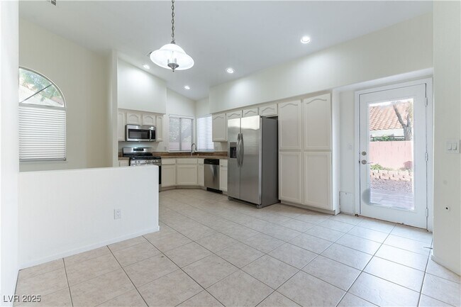 Photo - 3804 Banana Ct