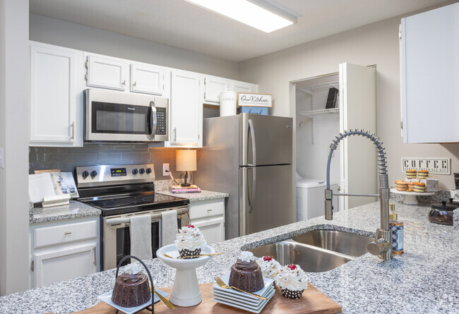 Interior Photo - Amberwood at Lochmere Rental