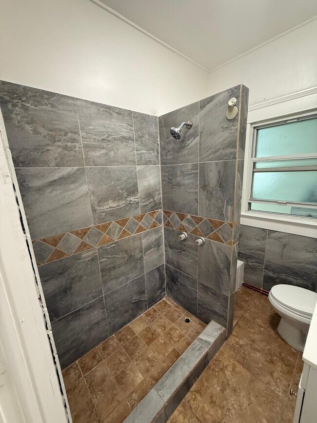 Photo - 710 S 1st St