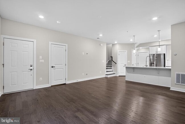 Photo - 13246 Lake Woodland Way