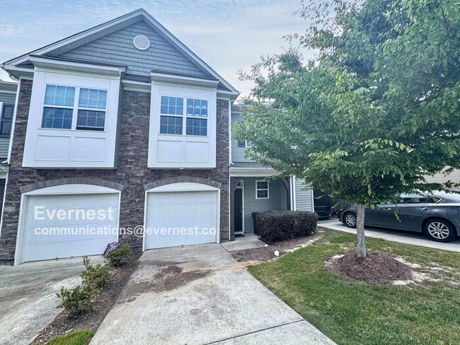 Photo - 1015 Skyler Ln Townhome