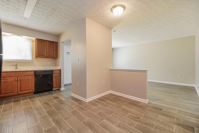 Photo - 6560 Benjamin Dr