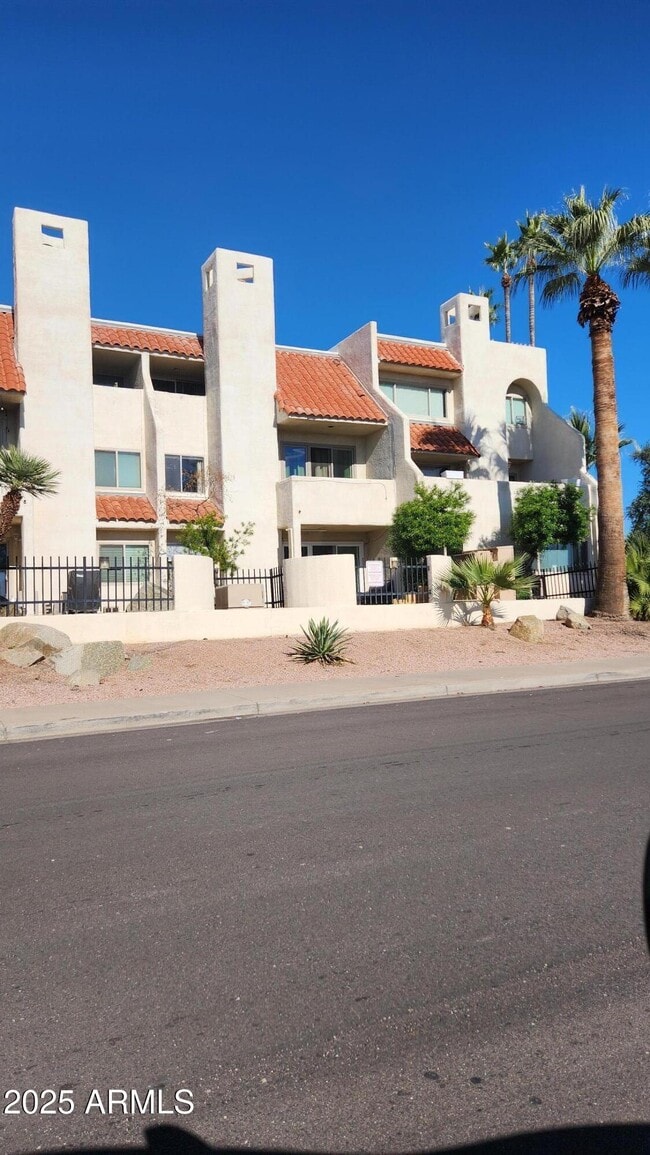 Photo - 4330 N 5th Ave Unidad 105