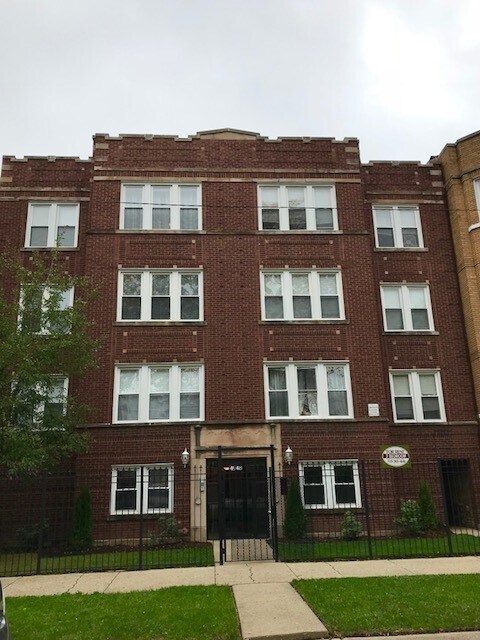 4950 N Harding Ave Unit 2N