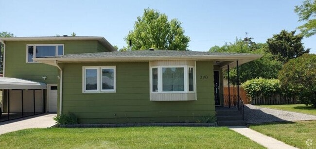 Building Photo - 4 bedroom in Billings MT 59102 Rental