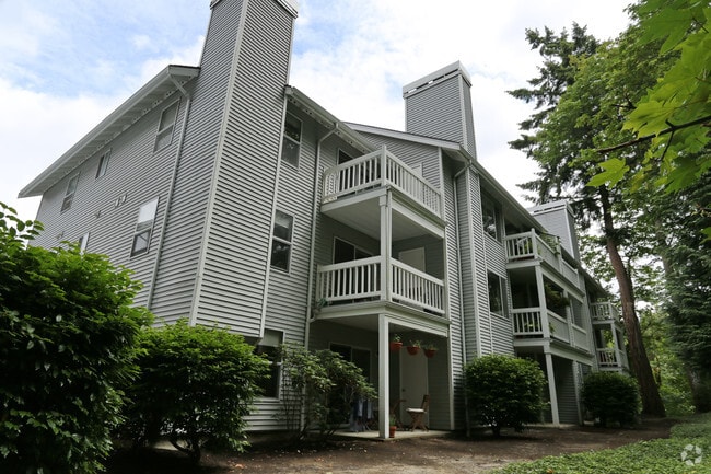 95th Court Apartments