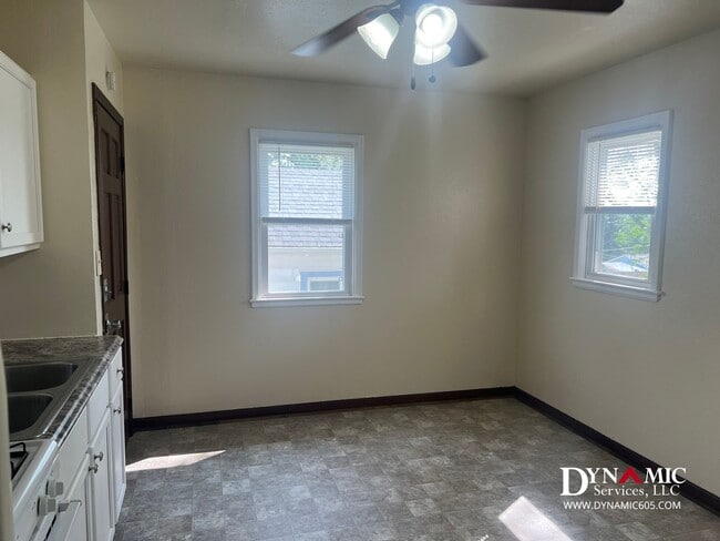 Photo - 403 S Wayland Ave Unidad Apt. 2
