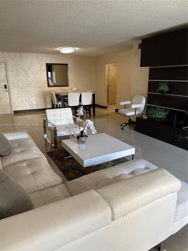 Photo - 200 177th Dr Unidad 605