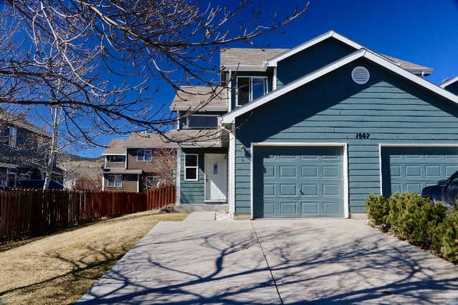Photo - 1007 Cuerto Ln