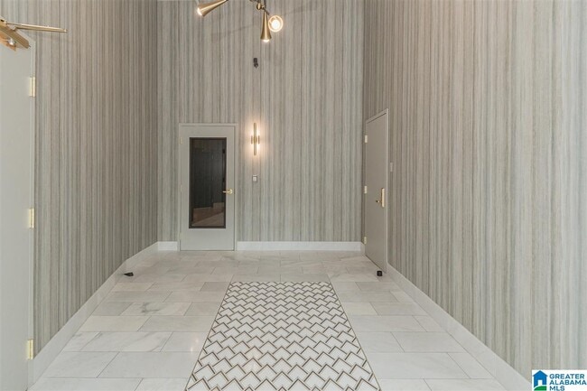 Photo - 300 20th St N Unidad 308