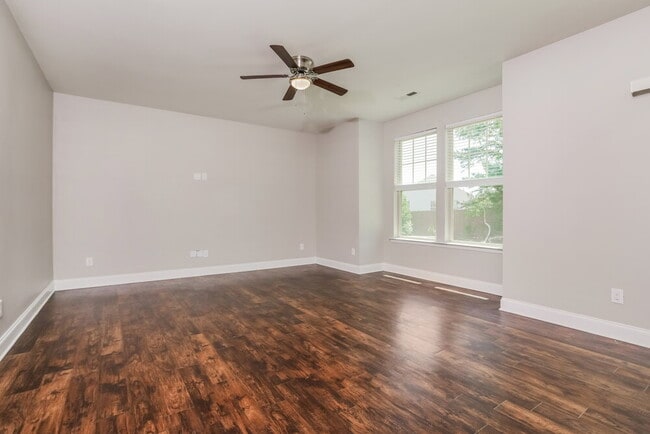 Photo - 3417 Snowberry Dr