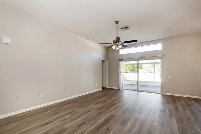 Photo - 10302 Soaring Eagle Dr