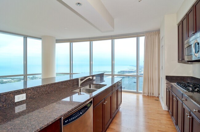 Photo - 1211 S Prairie Ave Unit 3603